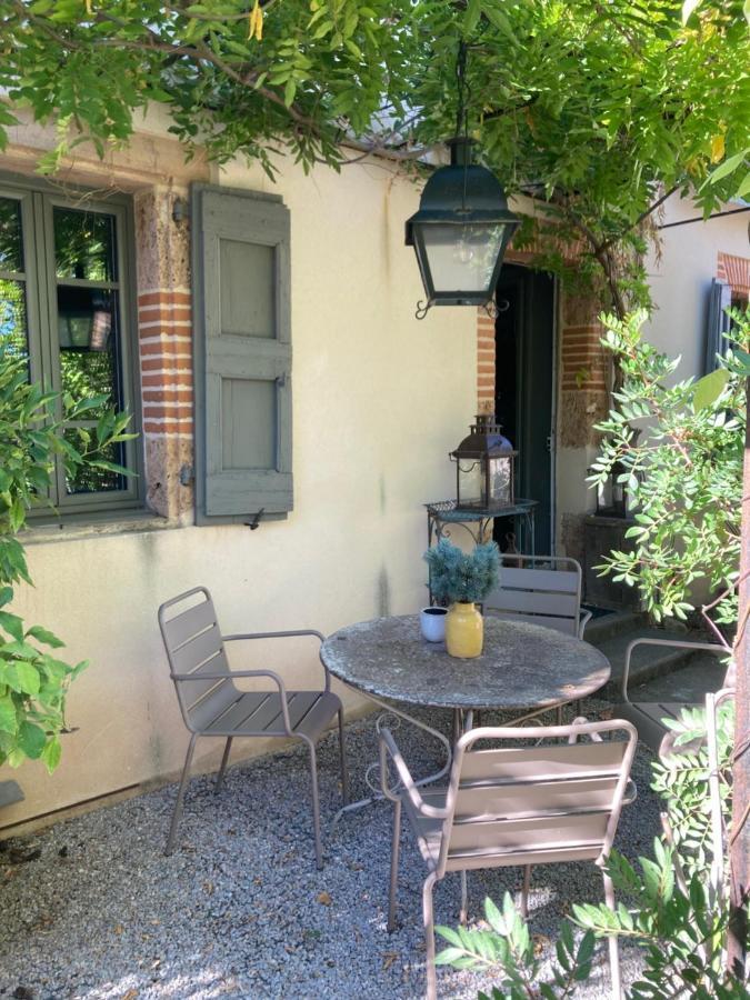 16 Bis-Gite-Hotel-Appartement Marssac-sur-Tarn Esterno foto