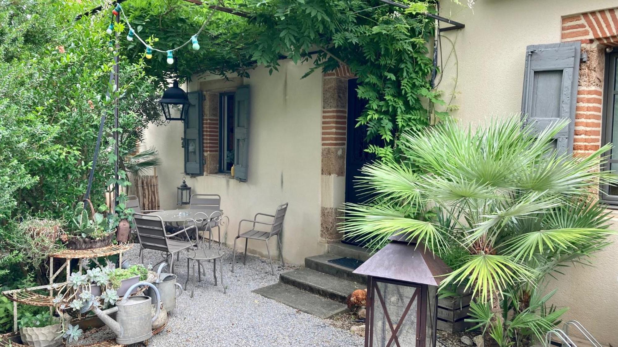 16 Bis-Gite-Hotel-Appartement Marssac-sur-Tarn Esterno foto