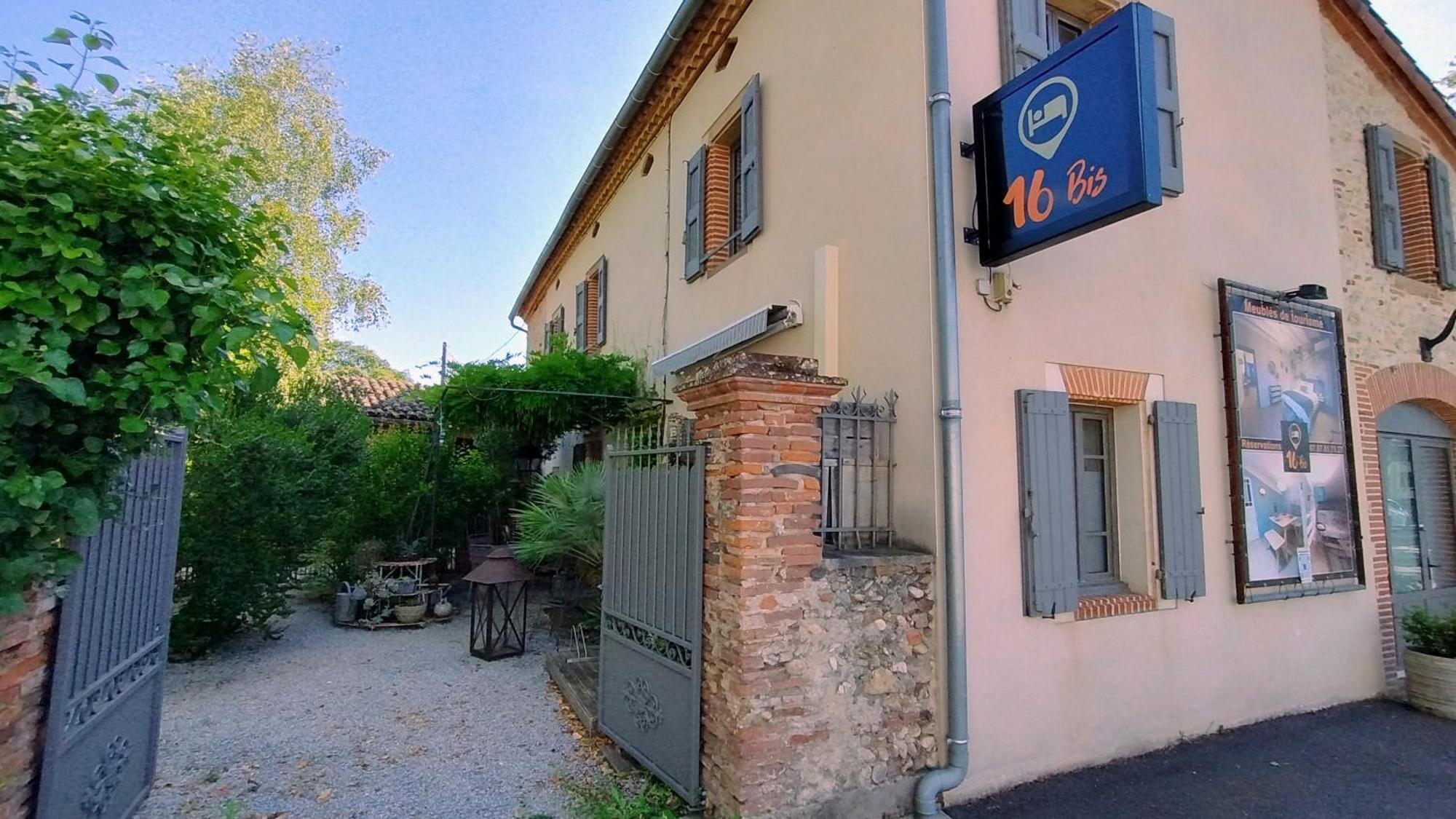 16 Bis-Gite-Hotel-Appartement Marssac-sur-Tarn Esterno foto