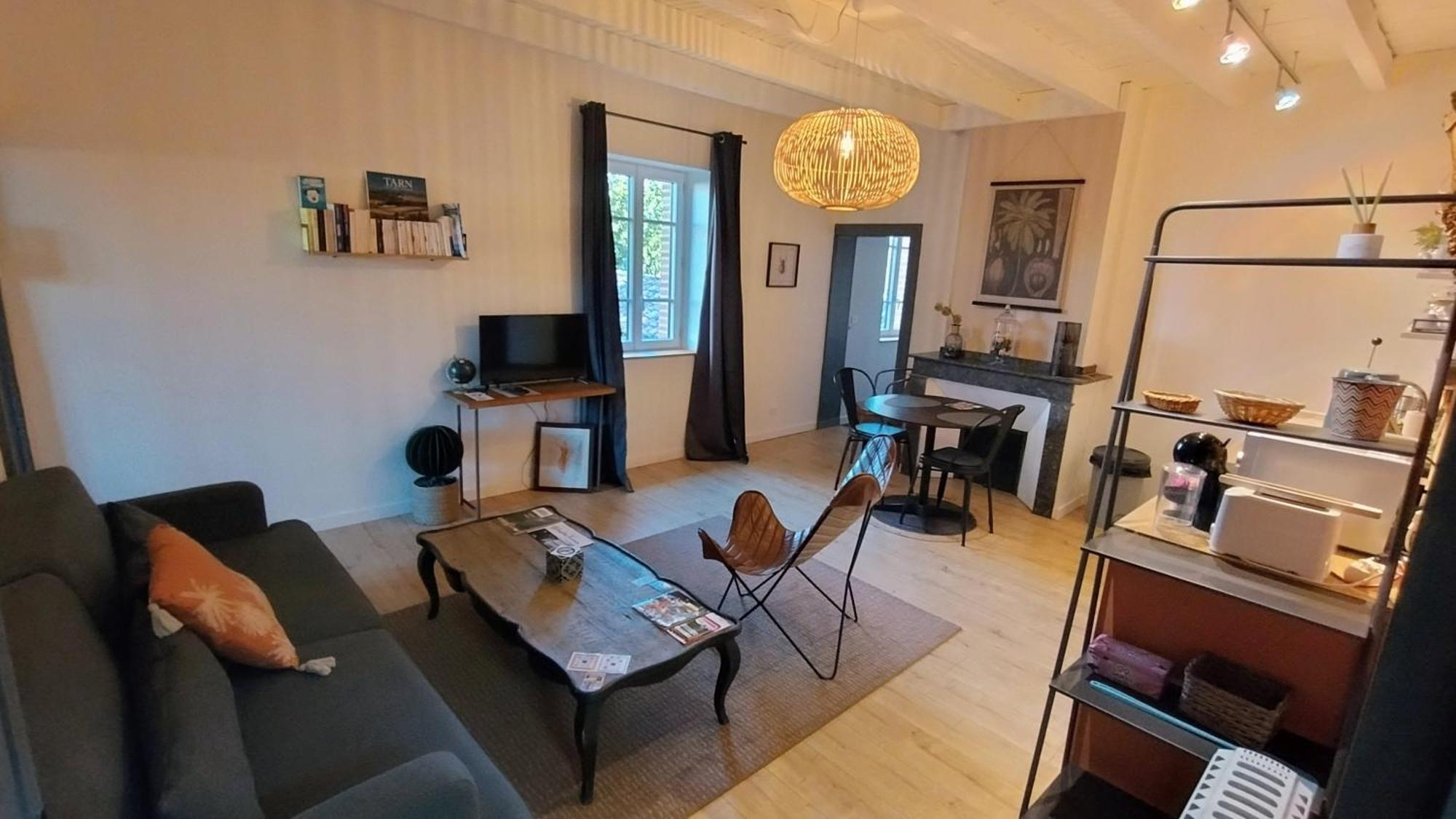 16 Bis-Gite-Hotel-Appartement Marssac-sur-Tarn Esterno foto